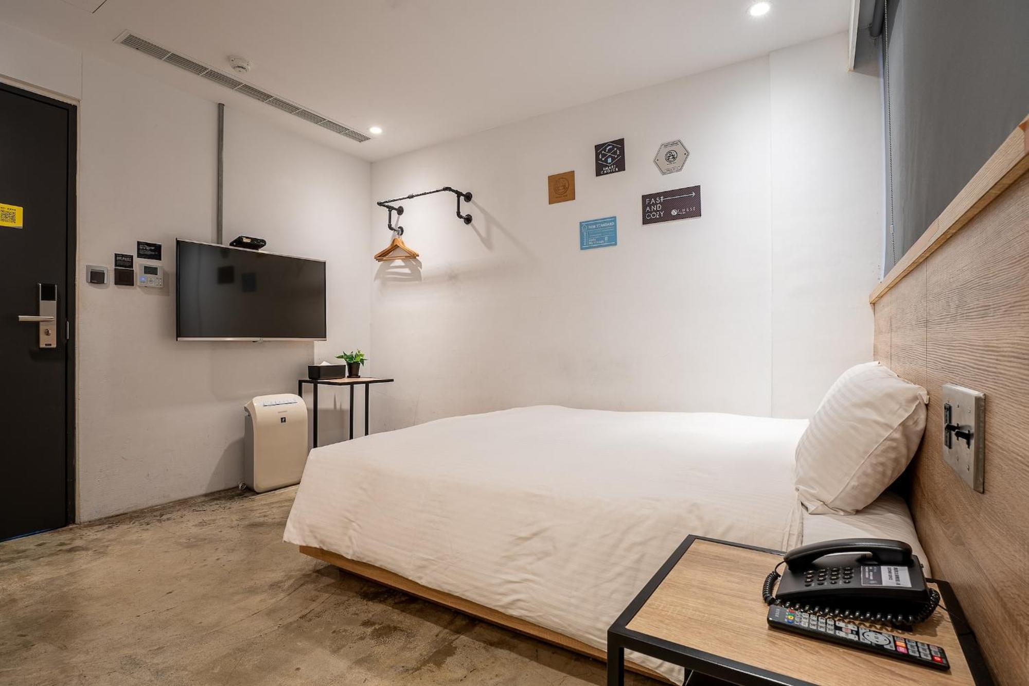 Chase Hotel Taichung Exterior foto