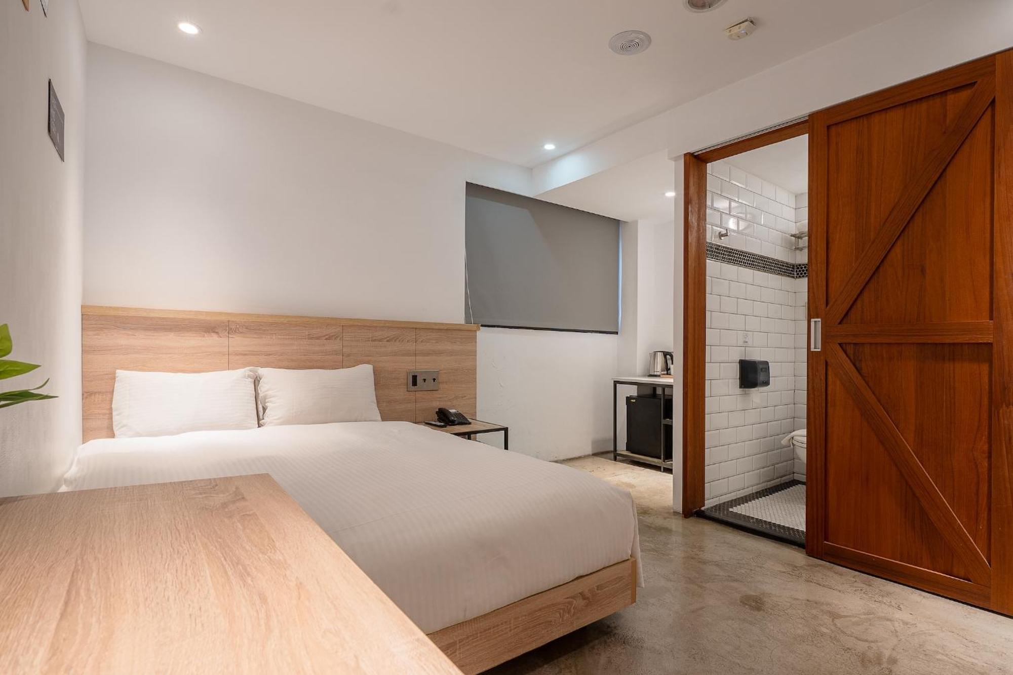 Chase Hotel Taichung Exterior foto