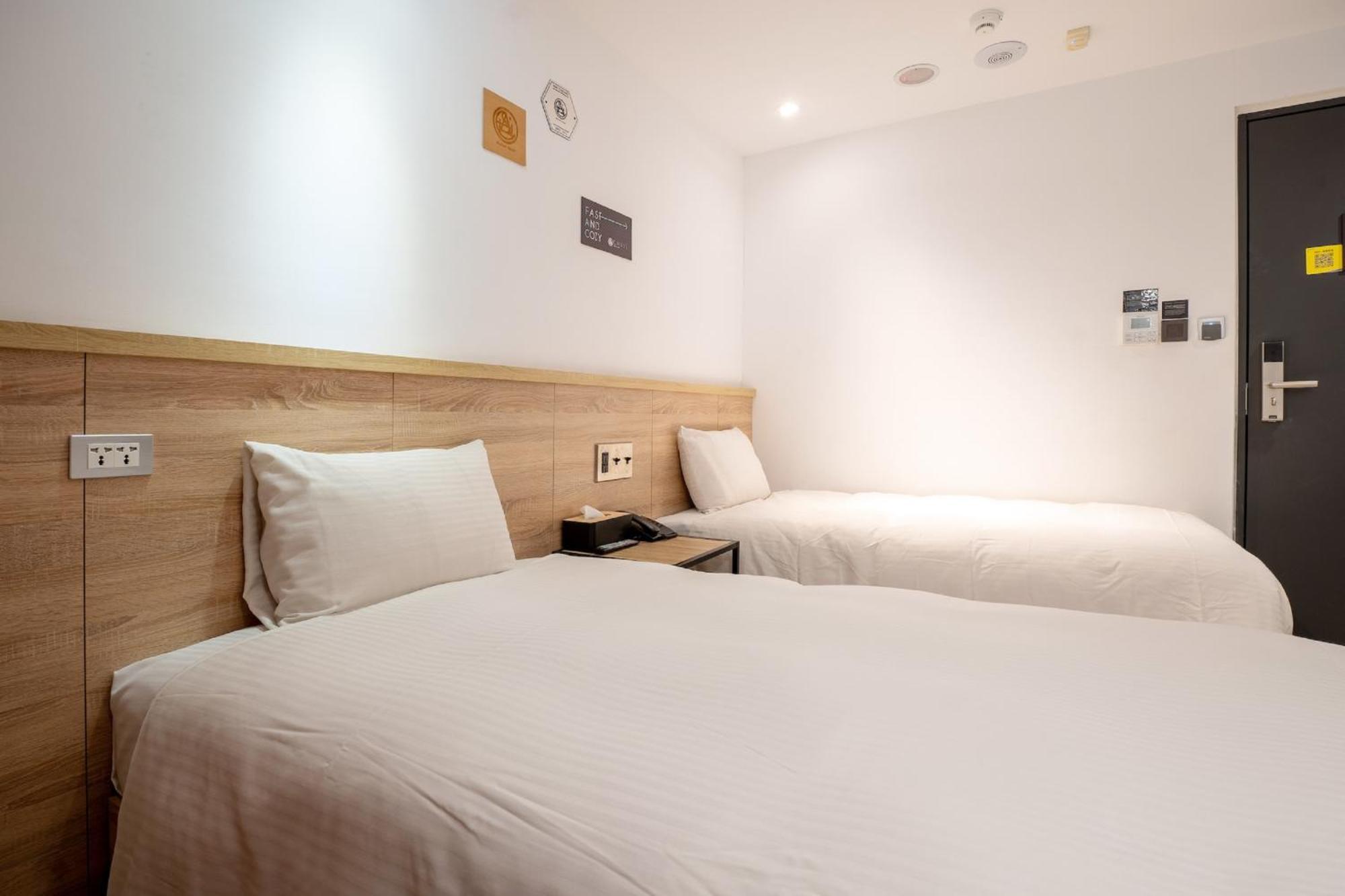 Chase Hotel Taichung Exterior foto